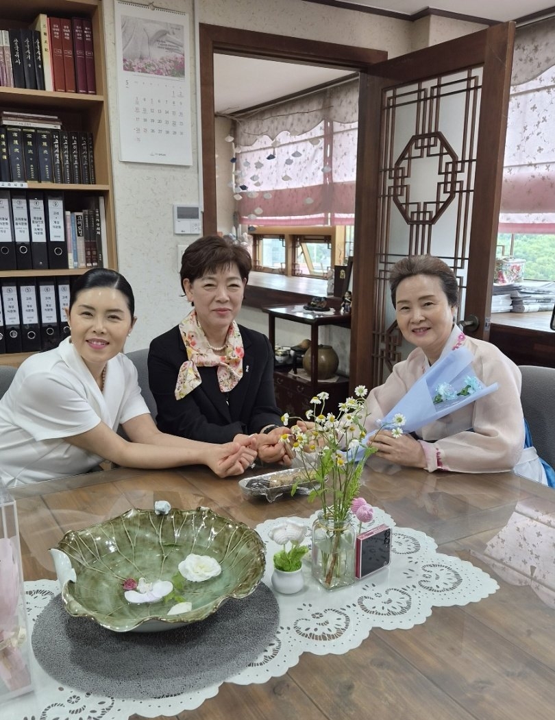 우송정보대학교 교수, 대구한의대학교 교수