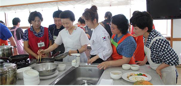 2013 외식산업 전문인력 양성 – 국내외 한식교강사 업그레이드 교육 관련 이미지