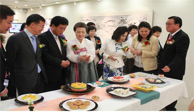 2012년 Café De 푸르쉐 매장오픈 행사 관련 이미지