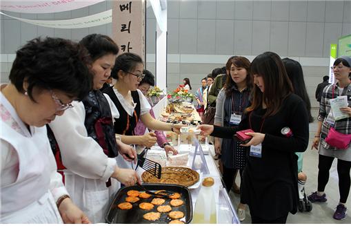 2013 대한민국식품대전  – Amazing Food, Kimchi 5대양 6대주와 만나다 관련 이미지