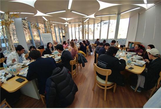 코리아넷 외국인 명예 기자단 발대식  10선 시식 및 전시행사 관련 이미지