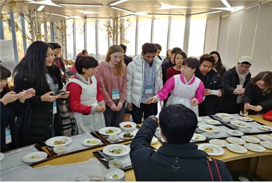 코리아넷 외국인 명예 기자단 발대식  10선 시식 및 전시행사 관련 이미지