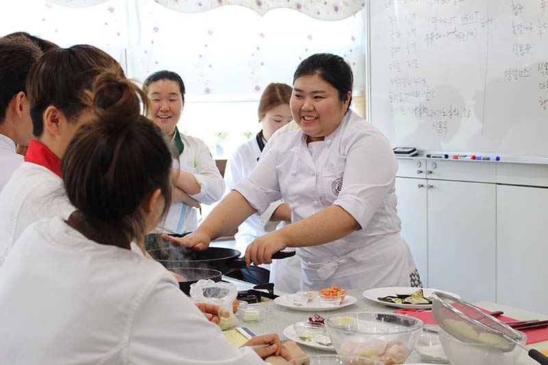 한식의 세계화 – 해외파견  한식전문조리사 과정 관련 이미지