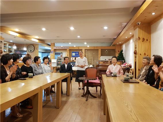 167ba5431d70bdeddfff3faf46dd9e63_1574643426_2763.jpg 제천 향토음식 활성화를 위한 세미나 관련 이미지