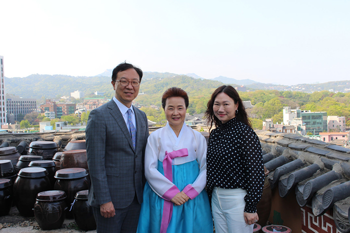 주스리랑카 정운진 대사님과 한수정 사모님 방문 관련 이미지