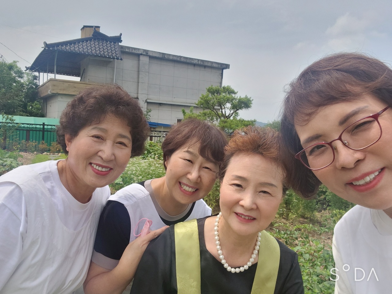 8150bb0f85efef0afe39202f5a0c5c2c_1627280969_1919.jpg 드디어 개성食문화연구원에 첫 소출을 거두다 관련 이미지