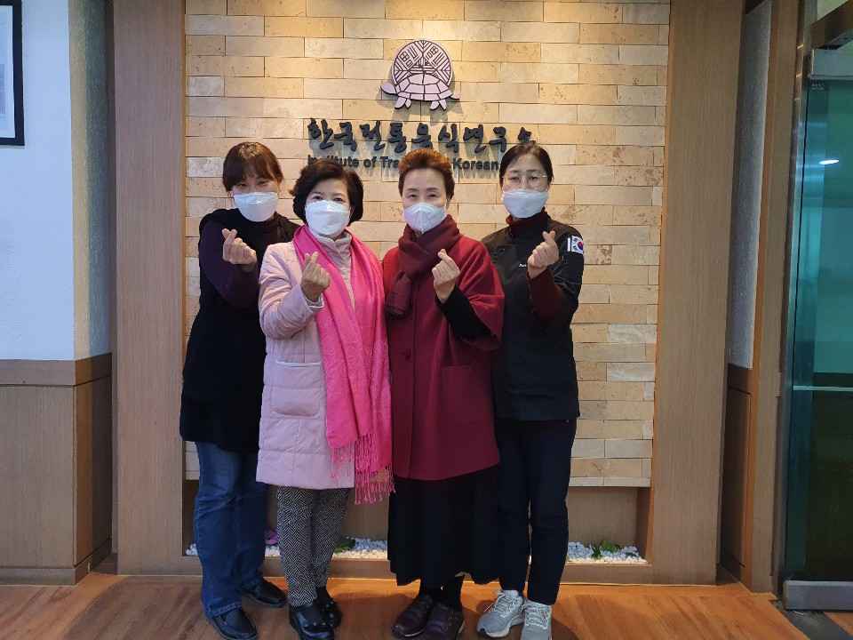 대통령 런던 부지회장 우옥경선생님 방문 관련 이미지