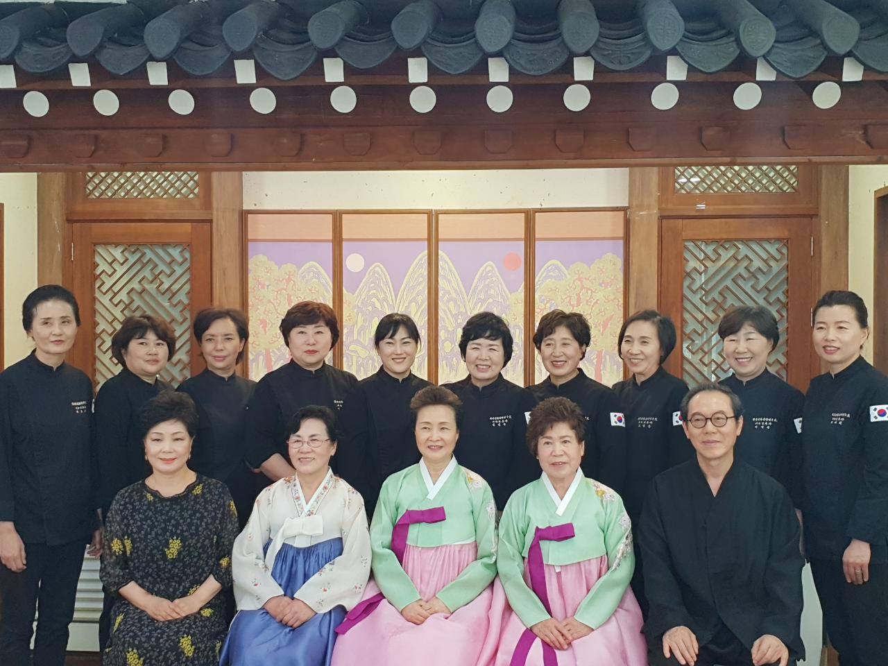 한국전통음식 명인 제1호 이명숙원장님의 이야기 관련 이미지