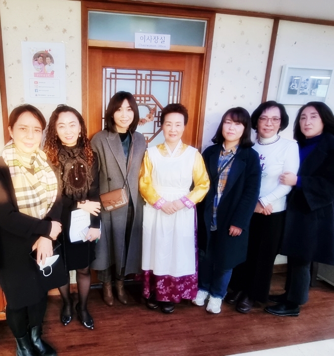 철원군 주무관, 개성식문화연구원 연구원