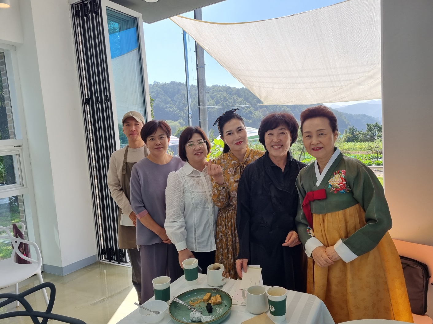 81fd0abd4fabbffcad075af0f4a87849_1696247418_8101.jpg 이연순 명인 관련 이미지