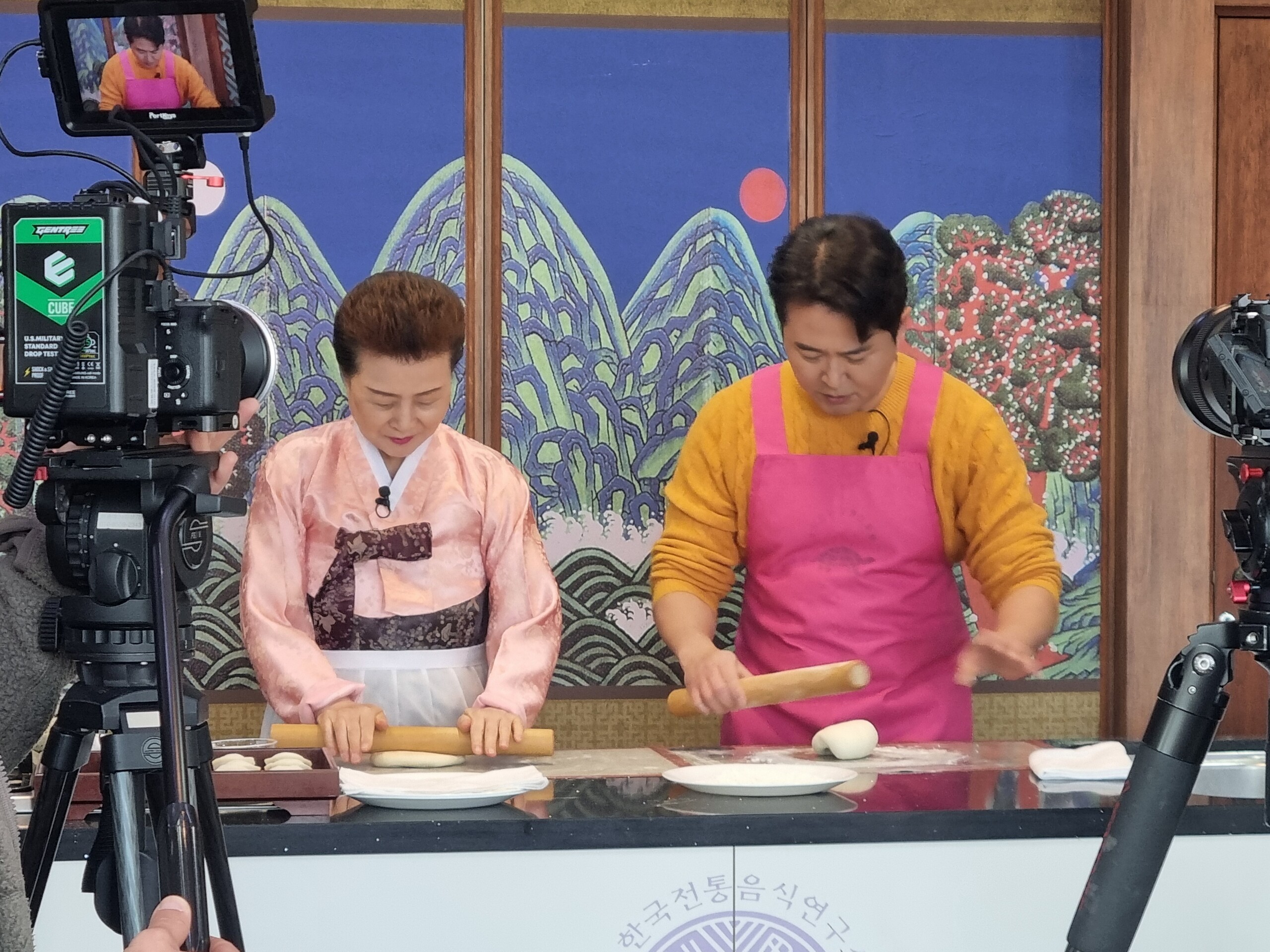 tvN [슈퍼푸드의 힘] –  요린이 MC 임호의 우당탕탕 전통음식 체험 관련 이미지