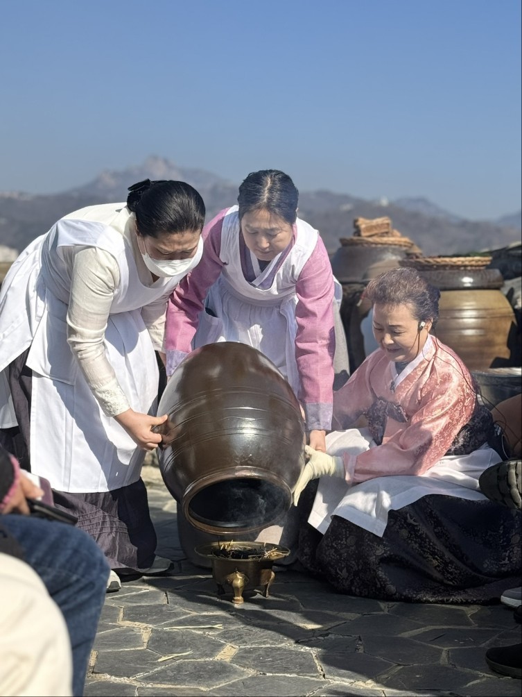 2025 문화유산국민신탁과 함께하는 인류무형문화유산 등재 축하 ‘장 담그기’  1차 관련 이미지