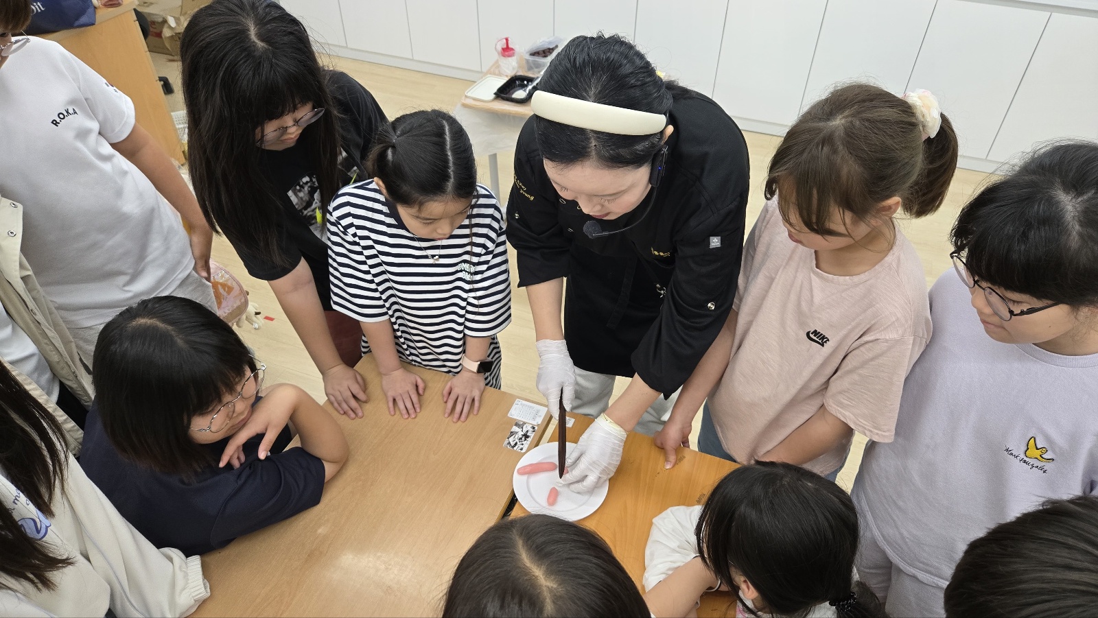 [교육] ‘개성음식에 대한 이해와 전통떡 만들기’ 학생 체험 교육 -1- 관련 이미지