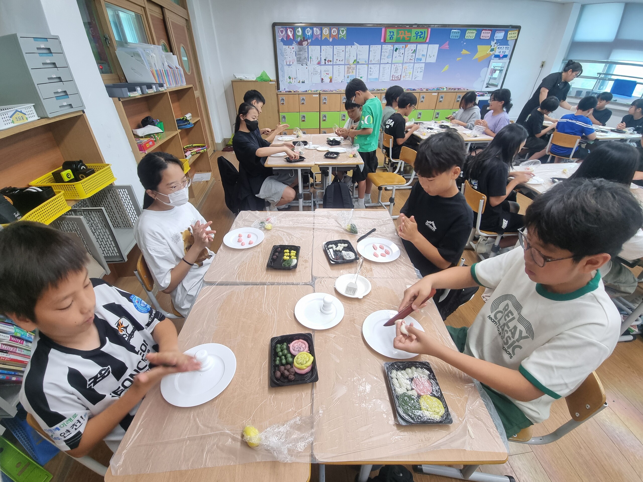 [교육] ‘개성음식에 대한 이해와 전통떡 만들기’ 학생 체험 교육 -7- 관련 이미지